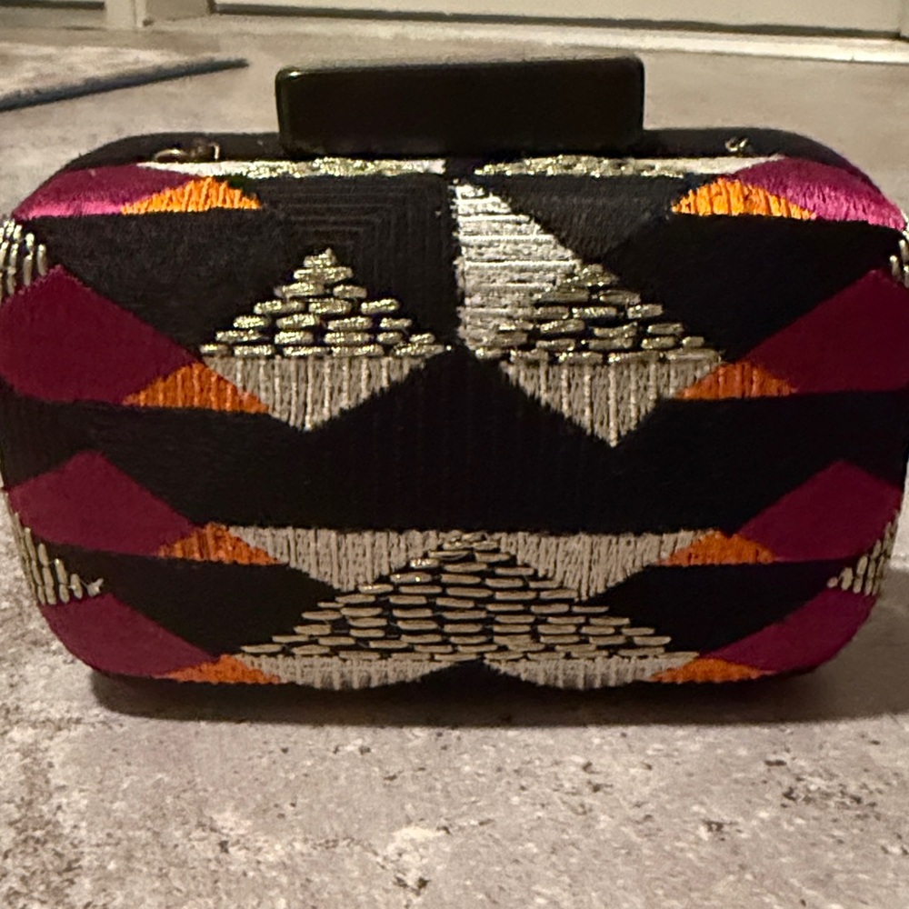 Promod Multicolor Geometric Clutch
